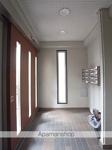 トラスト山王の玄関写真