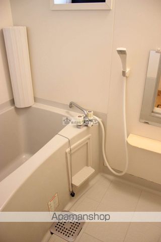 フィアヤーレスツァイテンIIの内装写真