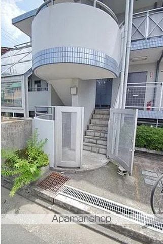 メゾンド本厚木の玄関写真
