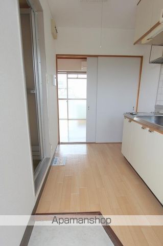 ホワイトマンション[1K/17.85m2]の玄関