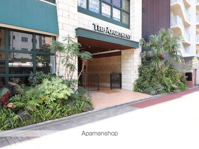 THE APARTMENTの外観写真