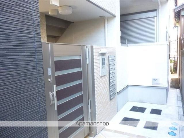 和歌山県和歌山市吹屋町３丁目[1K/27.03m2]のエントランス