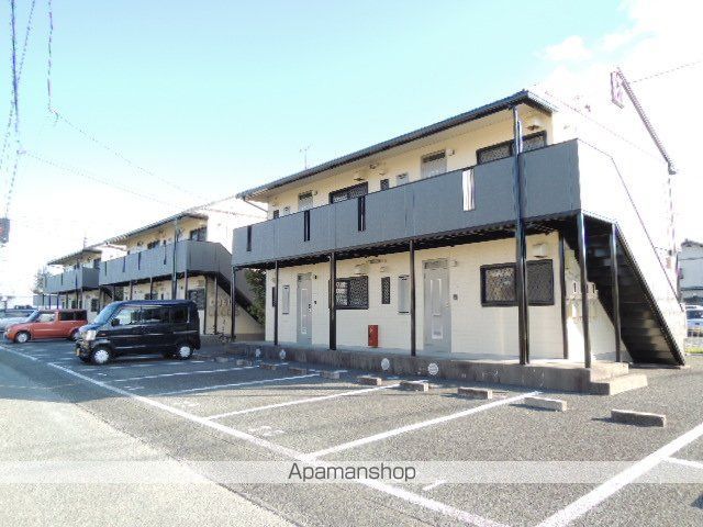 トレイシュアルボレーIIの外観写真
