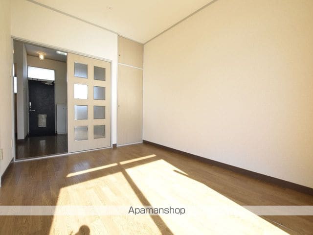 エクセレント鳩川の内装写真