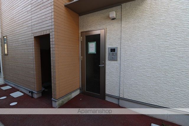 オオコウコーポラスの玄関写真