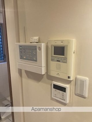 東京都目黒区東が丘１丁目[2SLDK/123.34m2]の内装3