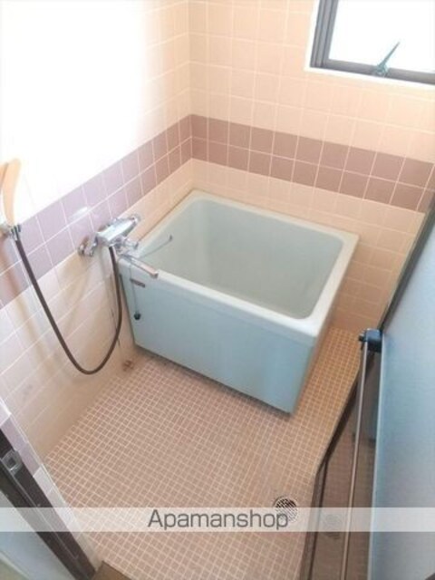 和歌山県和歌山市西浜[3DK/49.5m2]のバス