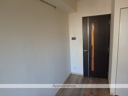 東京都新宿区西新宿８丁目[1K/20.03m2]のリビング・居間1