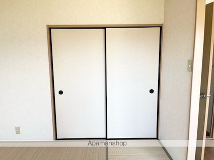 リバティハイツ[2DK/43.7m2]の収納