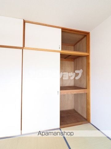 増島ハイツの内装写真