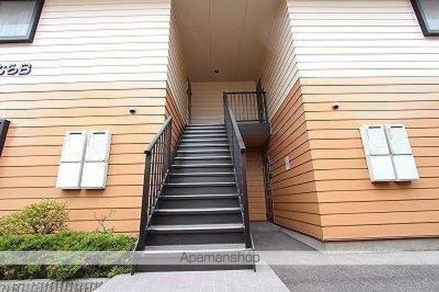 フォブールうえむらA・Bの玄関写真