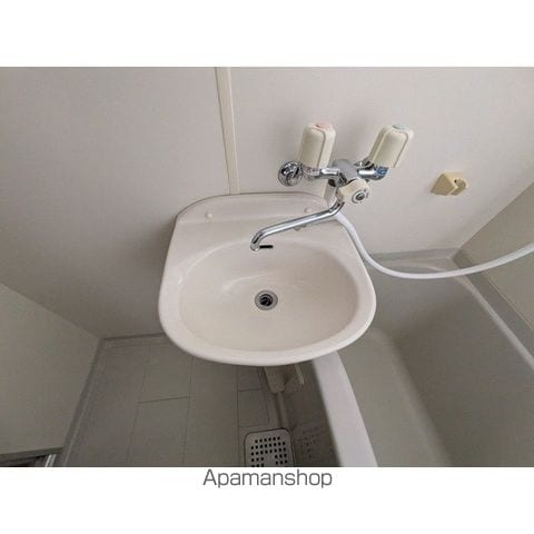 ルーキーリーグの内装写真