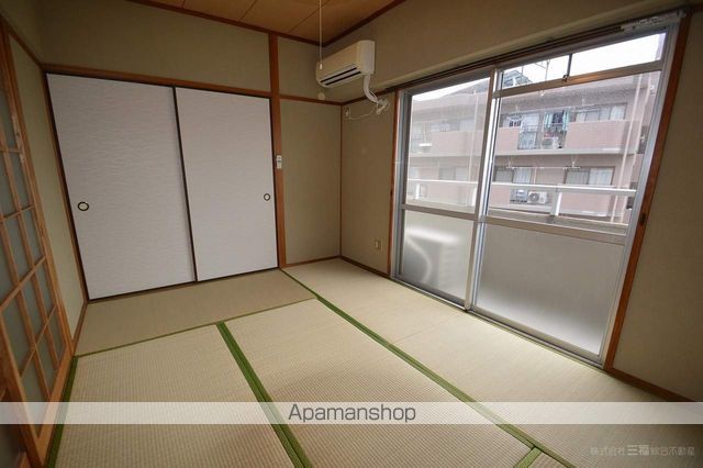 浅井マンションの内装写真