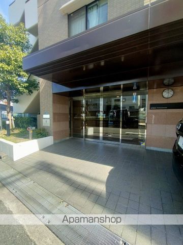 インプルーブ RYOKUCHIKOENの玄関写真