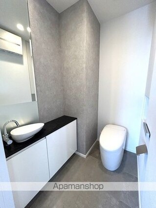 ＨＡＲＵＭＩ　ＦＬＡＧ　ＳＵＮ　ＶＩＬＬＡＧＥ　Ｔ棟[2LDK/96.87m2]のトイレ