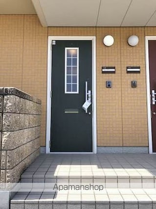 コンフォート　Ａ棟[1LDK/46.49m2]のエントランス1