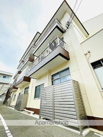 宝マンションの外観写真