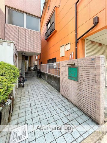 フェリーチェ祖原の玄関写真