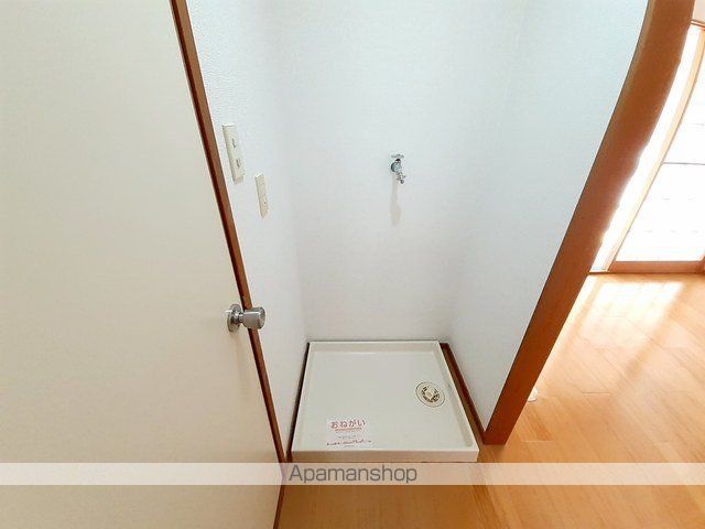 クレヨンハウスAの内装写真