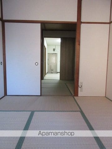三進ビルの内装写真