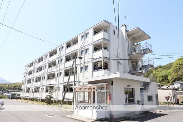 ビレッジハウス下更地1号棟の外観写真