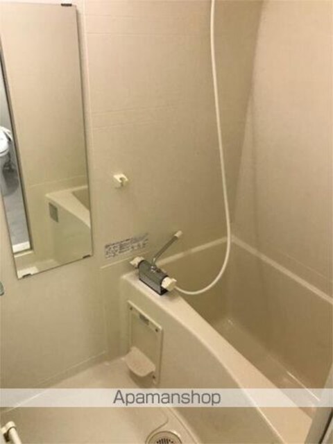 東京都杉並区堀ノ内１丁目[1K/28.52m2]のバス