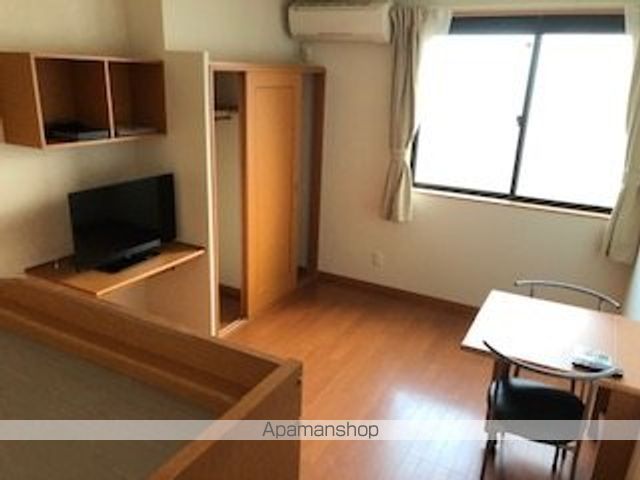 レオパレス美田園東の内装写真