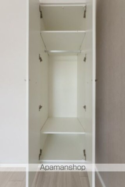 パークアクシス千歳船橋[2LDK/45.81m2]の収納
