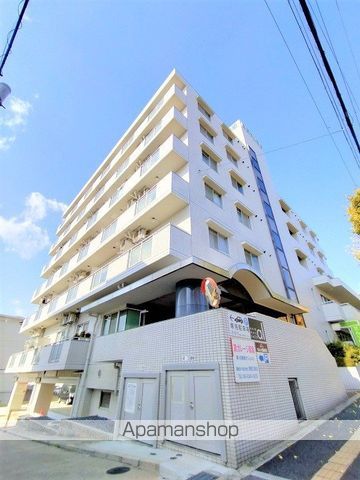 第10関根マンションの外観写真