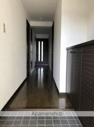 サーパス鷹子弐番館[3LDK/74.23m2]の玄関