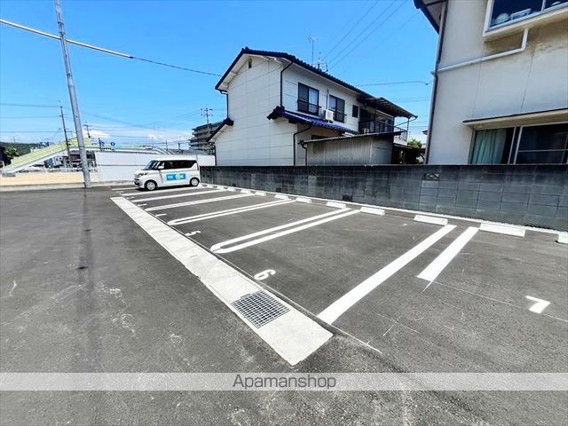 フェリーチェ　浜ノ茶屋[1LDK/43.61m2]の駐車場