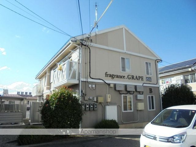 フレグランスグレープB棟の外観写真