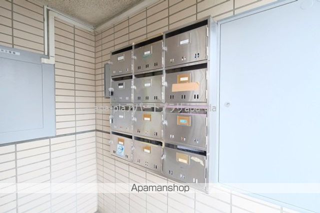 ハイツ仙波苑の玄関写真