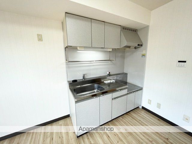 メゾンクレーネ弐番館の内装写真
