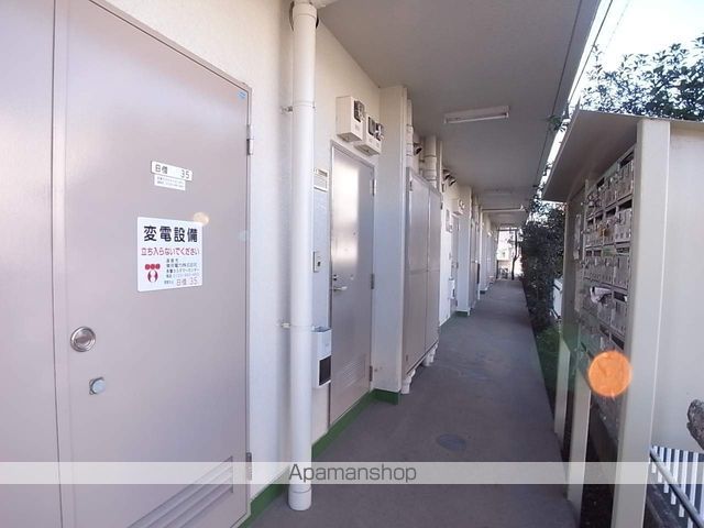 第1タキアイハイツの玄関写真