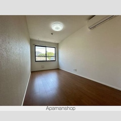 エルファーロ中野富士見町[1K/25m2]のリビング・居間