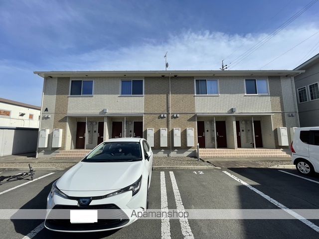 ラシーヌ・T A棟の外観写真