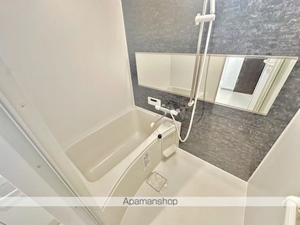 滋賀県東近江市中小路町[2LDK/59.36m2]のバス