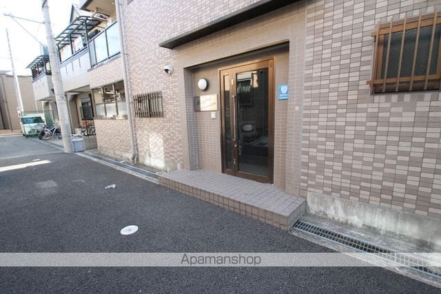メイフェアマンションの玄関写真