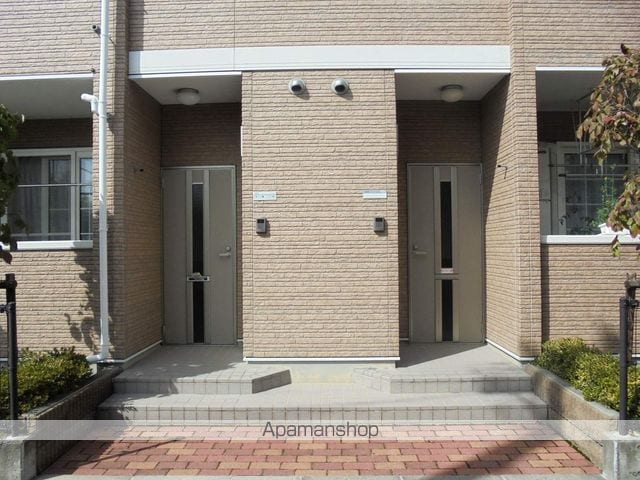 VILLA RAFFINEの玄関写真