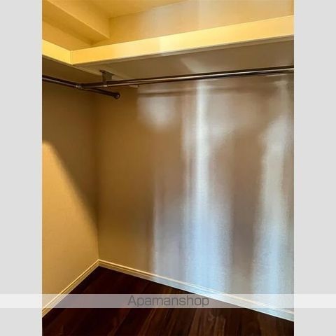 SーRESIDENCE阿波座CHIAROの内装写真