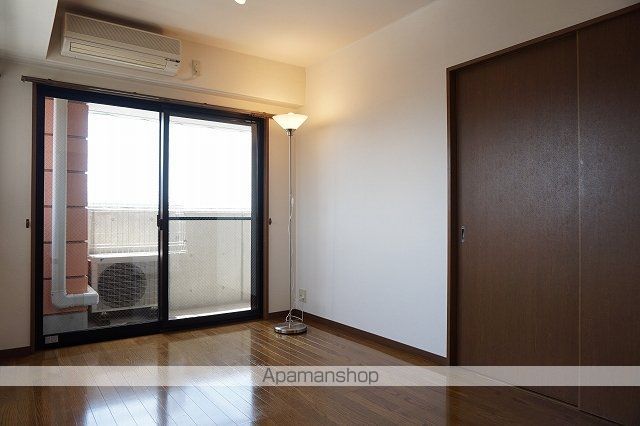 タワーレジデンス甲府中央の内装写真