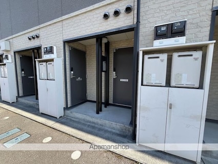 レオパレスＦ５６[1K/23.61m2]のエントランス2