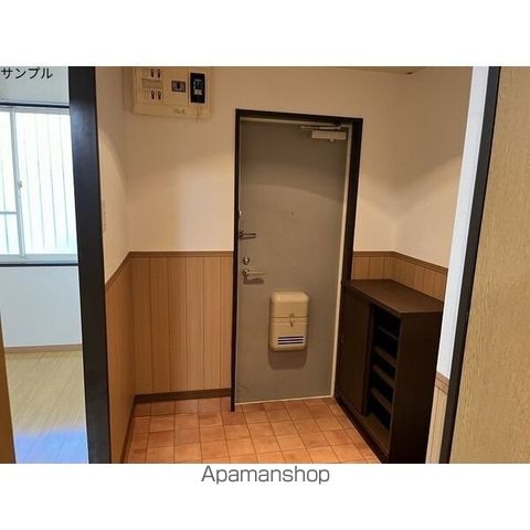 SURPLUSホープの内装写真