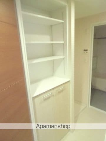 グランアルト福住オーヴェスト棟の内装写真