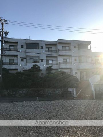 泰山ハイツの外観写真