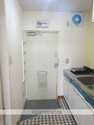 ワークマンション[1K/20m2]の玄関
