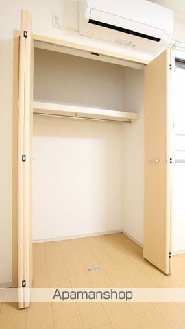 カレントカーサ ガーデンの内装写真