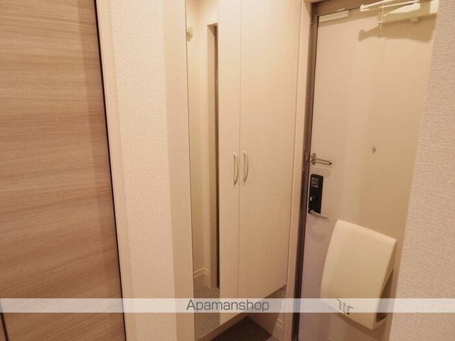 Mistral Iの内装写真