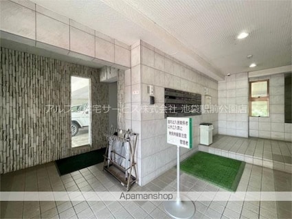 三浦ビル[1K/26.7m2]のエントランス